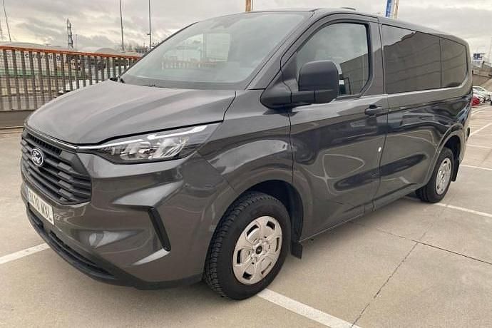 Usado Ford Tourneo Trend 136 CV (100 kW) 2024 Berlina