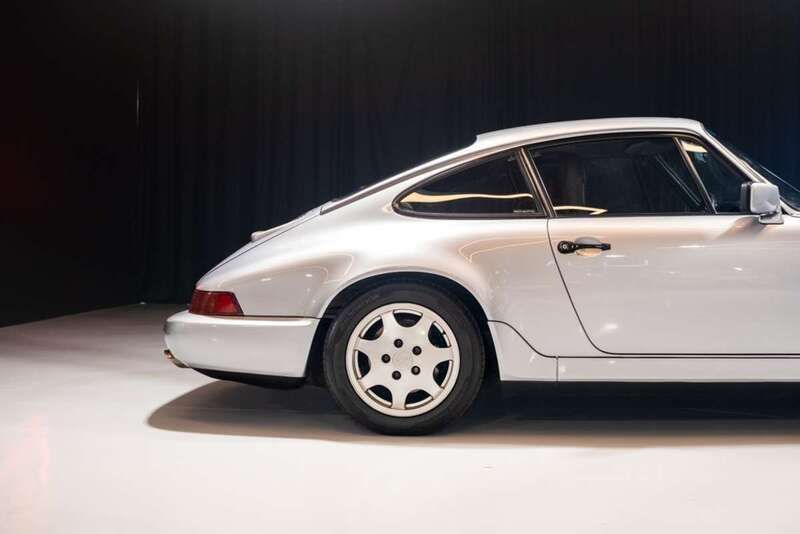 Plateado Usado 1990 Porsche 911 Carrera Coupe | 85.000 € - Imagen 1/4
