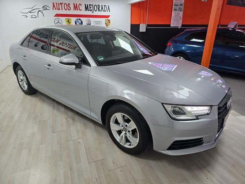 Usado Audi A4 150 CV (110 kW) 2016 Gris / plata Berlina