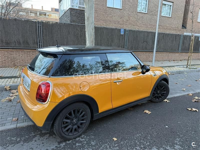 Usado Mini Cooper 122 CV (89 kW) 2014 Amarillo Utilitario