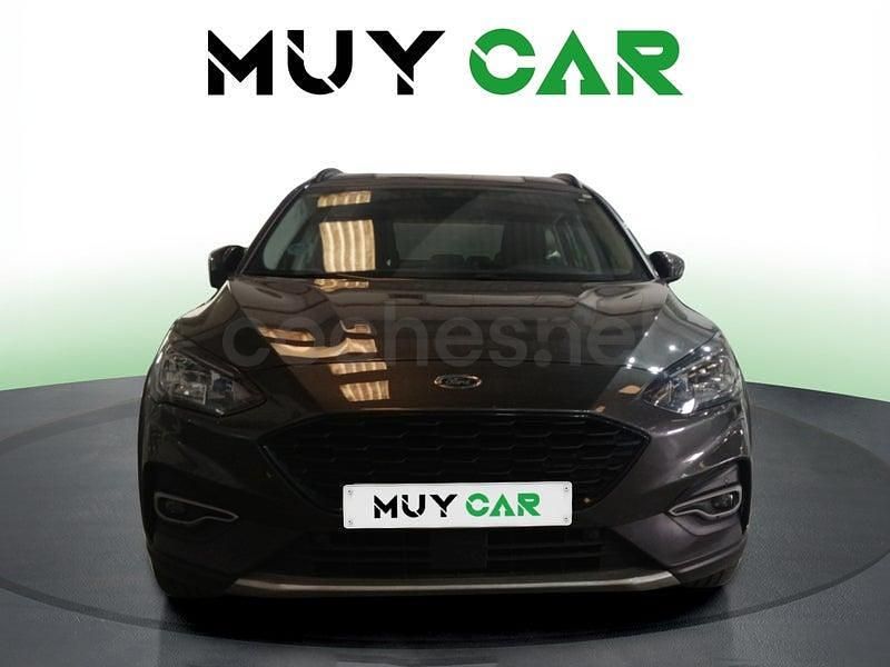 Usado Ford Focus Active 120 CV (88 kW) 2020 Gris / plata Familiar