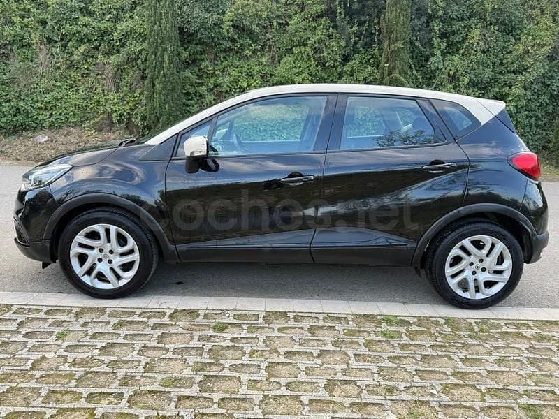 Usado Renault Captur 90 HP (66 kW) 2013 Preto SUV