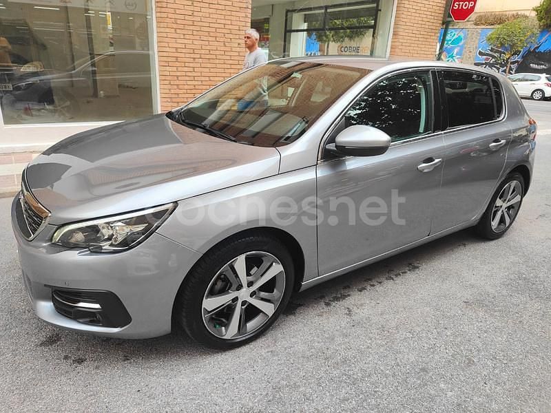 Gris / plata Usado 2020 Peugeot 308 Allure Berlina | 13.990 € (Precio justo) - Imagen 1/4