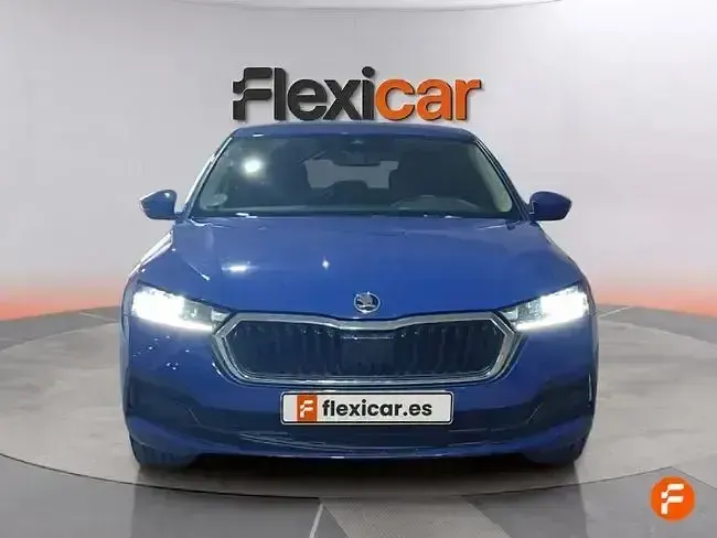 Usado Skoda Octavia Active 115 CV (84 kW) 2022 Azul