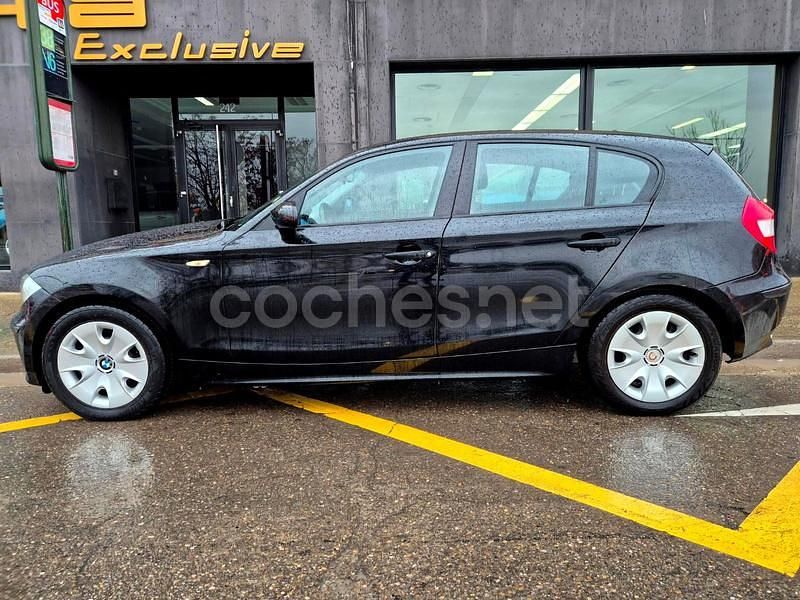 Negro Usado 2006 BMW 116 Utilitario | 5999 € (Precio justo) - Imagen 1/4