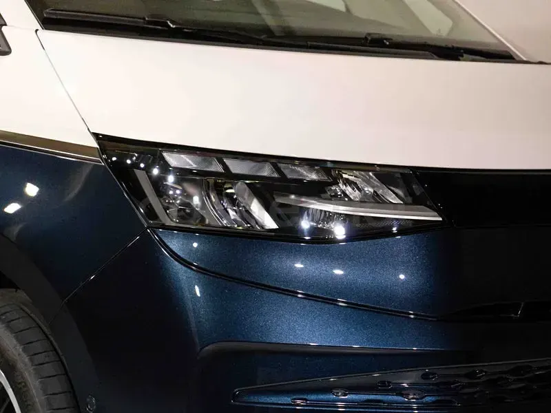 Usado VW California Beach 150 CV (110 kW) 2025 Azul Van