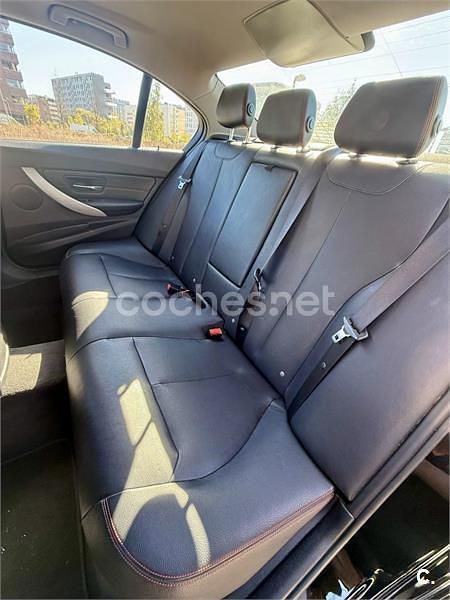Negro Usado 2012 BMW 318 Sport Line Berlina | 11.799 € (Buen precio) - Imagen 1/4