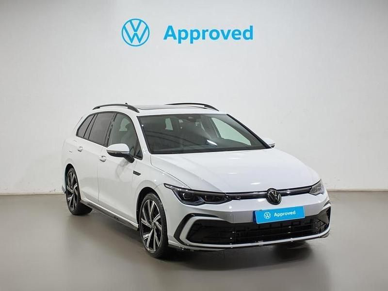 Blanco Usado 2023 VW Golf VIII R-line Utilitario | 31.900 € (Caro) - Imagen 1/4