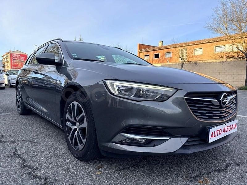 Usado Opel Insignia Business 136 CV (100 kW) 2018 Gris / plata Berlina