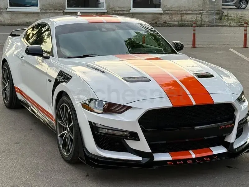 Usado Ford Mustang Fastback 291 CV (214 kW) 2020 Blanco Coupe