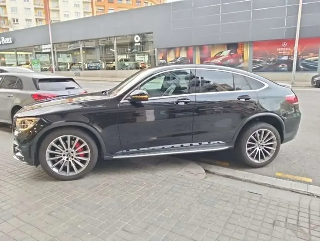 Usado Mercedes GLC200 197 CV (144 kW) 2022 Negro SUV
