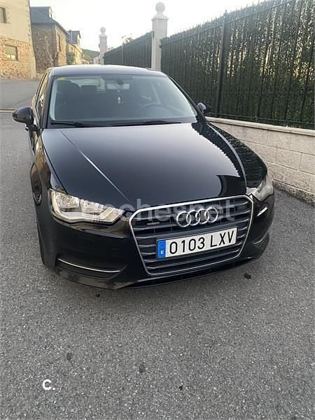Usado Audi A3 Advanced 150 CV (110 kW) 2015 Negro Berlina