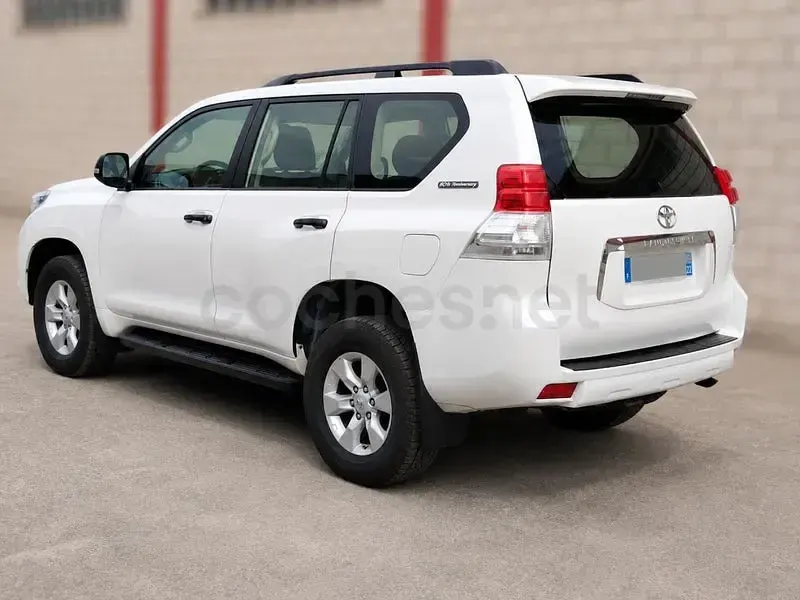 Usado Toyota Land Cruiser 190 CV (139 kW) 2012 Blanco SUV