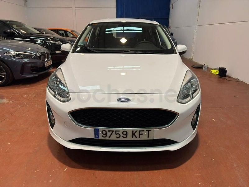 Usado Ford Fiesta Trend 85 CV (62 kW) 2018 Blanco Utilitario