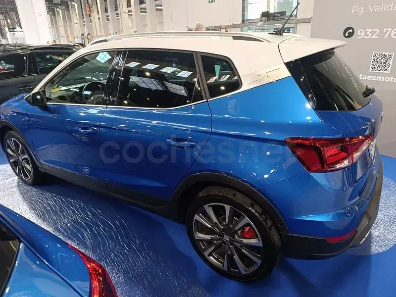 Usado Seat Arona FR 115 CV (84 kW) 2025 Azul SUV