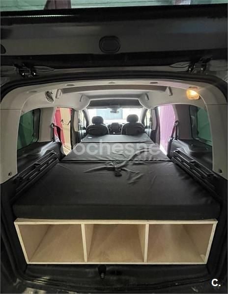 Usado Citroën Berlingo Feel 110 CV (80 kW) 2016 Gris / plata Monovolumen