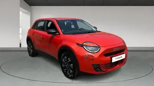 Nuevo Fiat 600 100 CV (73 kW) 2026 Naranja SUV