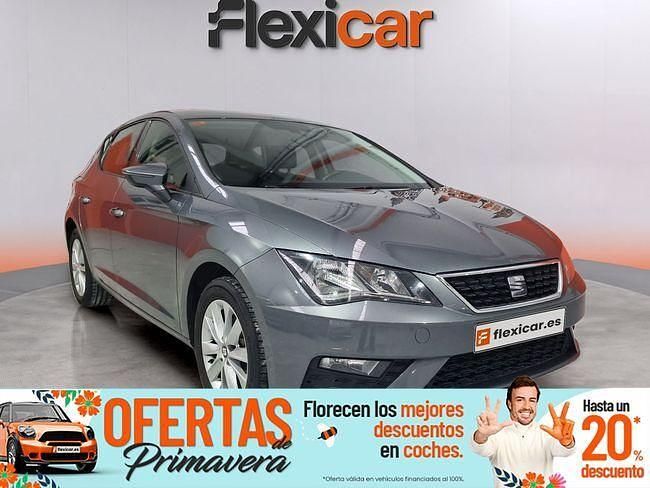 Usado Seat Leon Style 110 CV (80 kW) 2017 Gris / plata Berlina