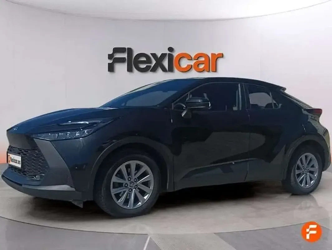 Usado Toyota C-HR Active 140 CV (102 kW) 2024 Negro SUV