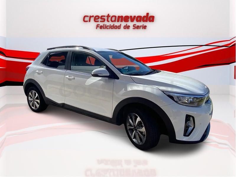 Usado Kia Stonic Plus 84 CV (61 kW) 2022 Blanco SUV