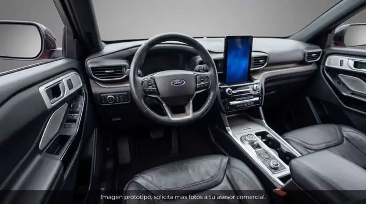 Usado Ford Explorer Platinum 457 CV (336 kW) 2022 Gris SUV