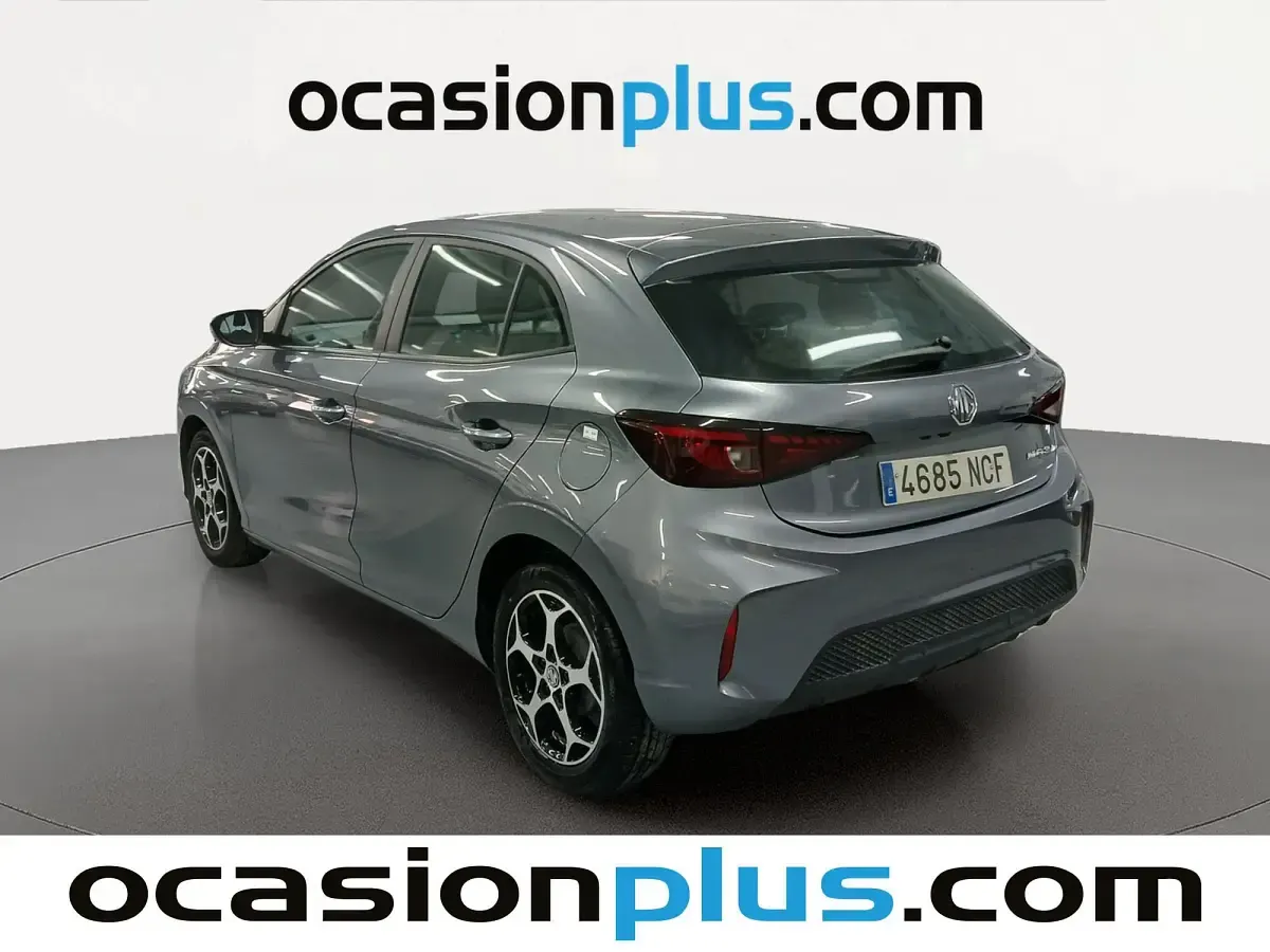 Usado MG MG3 Comfort 116 CV (85 kW) 2025 Gris plata Utilitario