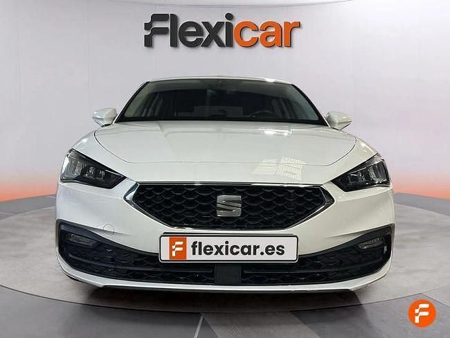 Usado Seat Leon Style 150 CV (110 kW) 2022 Blanco Berlina