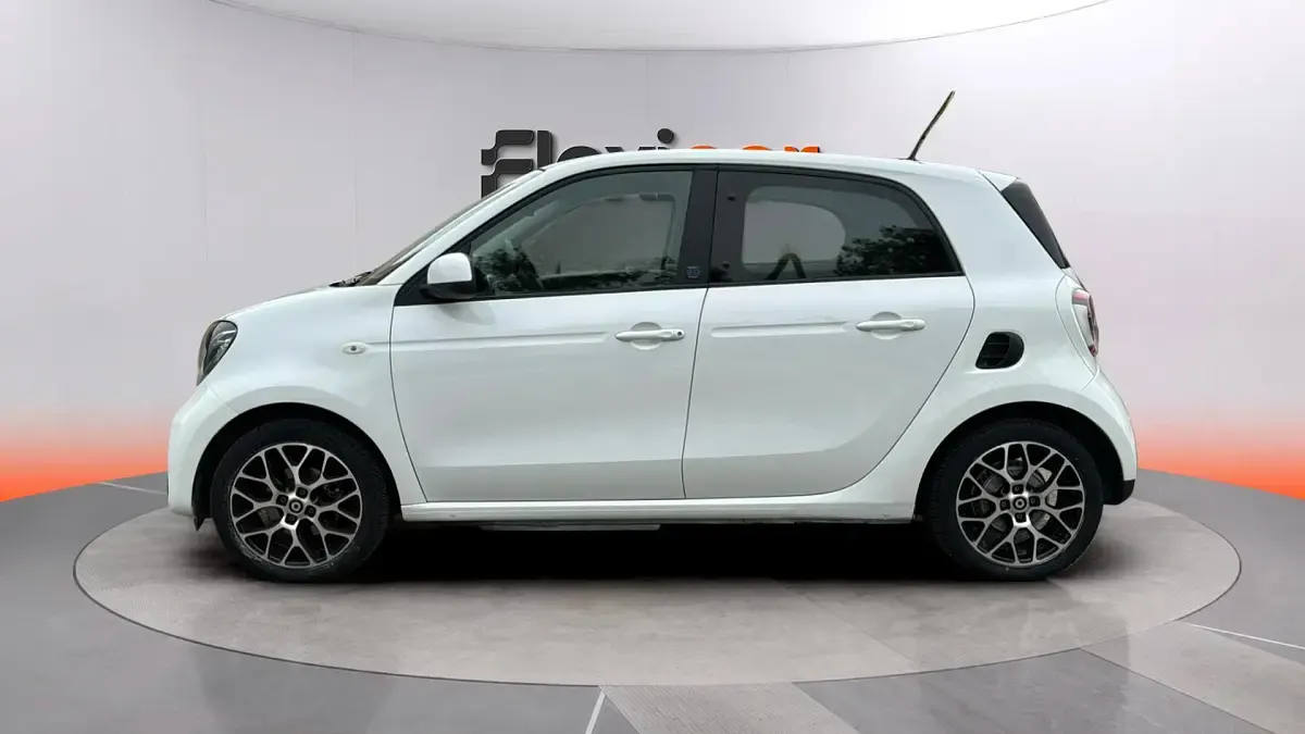 Usado Smart ForFour Electric Drive 60 kW (82 CV) 2021 Blanco Utilitario