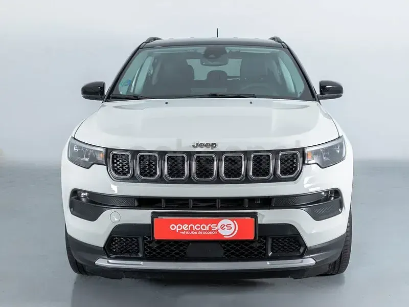 Käytetty Jeep Compass Limited 130 HP (95 kW) 2024 Valkoinen Katumaasturi