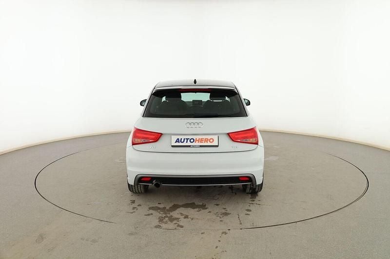 Begagnad Audi A1 Sportback Ambition 90 HK (66 kW) 2014 Vit Halvkombi