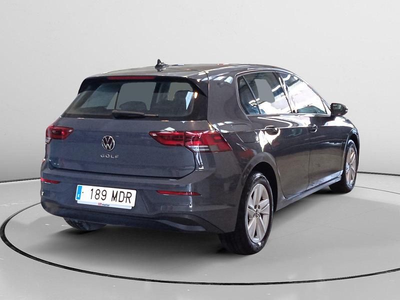 Usado VW Golf VIII Life 131 CV (96 kW) 2020