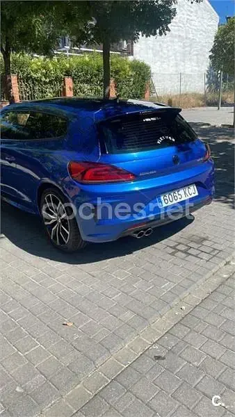 Usado VW Scirocco R-line 180 CV (132 kW) 2017 Azul Coupe
