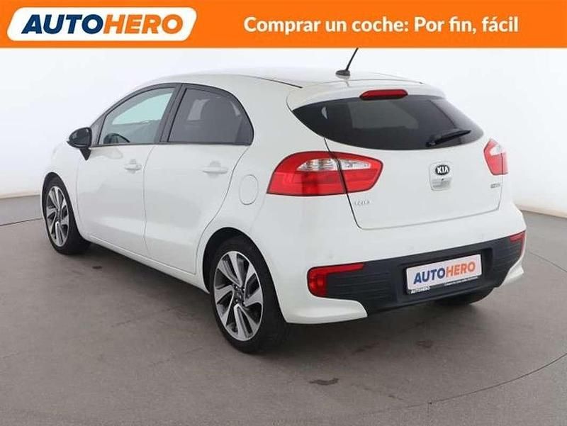 Usado Kia Rio 84 CV (61 kW) 2016 Blanco Utilitario