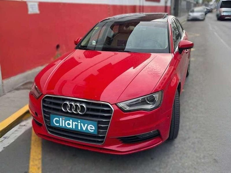 Usado Audi A3 Advanced 150 HP (110 kW) 2015 Vermelho Sedan