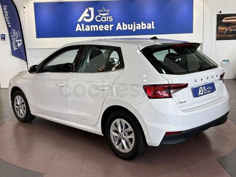 Usado Skoda Fabia Ambition 95 CV (69 kW) 2023 Blanco Utilitario