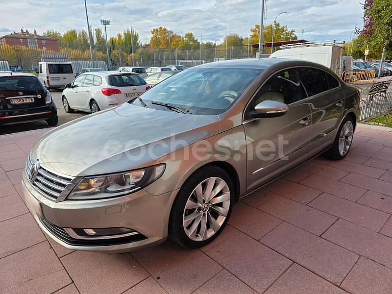 Marrón Usado 2012 VW Passat Berlina | 7500 € (Precio justo) - Imagen 1/4