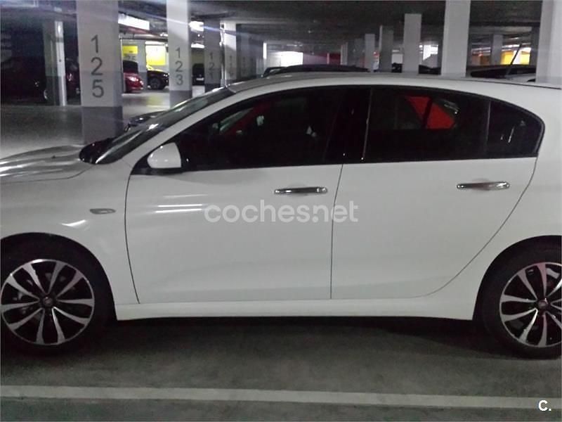 Blanco Usado 2018 Fiat Tipo Lounge Berlina | 12.000 € (Caro) - Imagen 1/2
