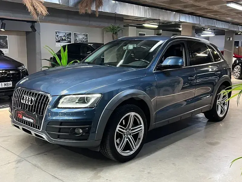 Usado Audi Q5 S-Line 225 CV (165 kW) 2015 Azul SUV