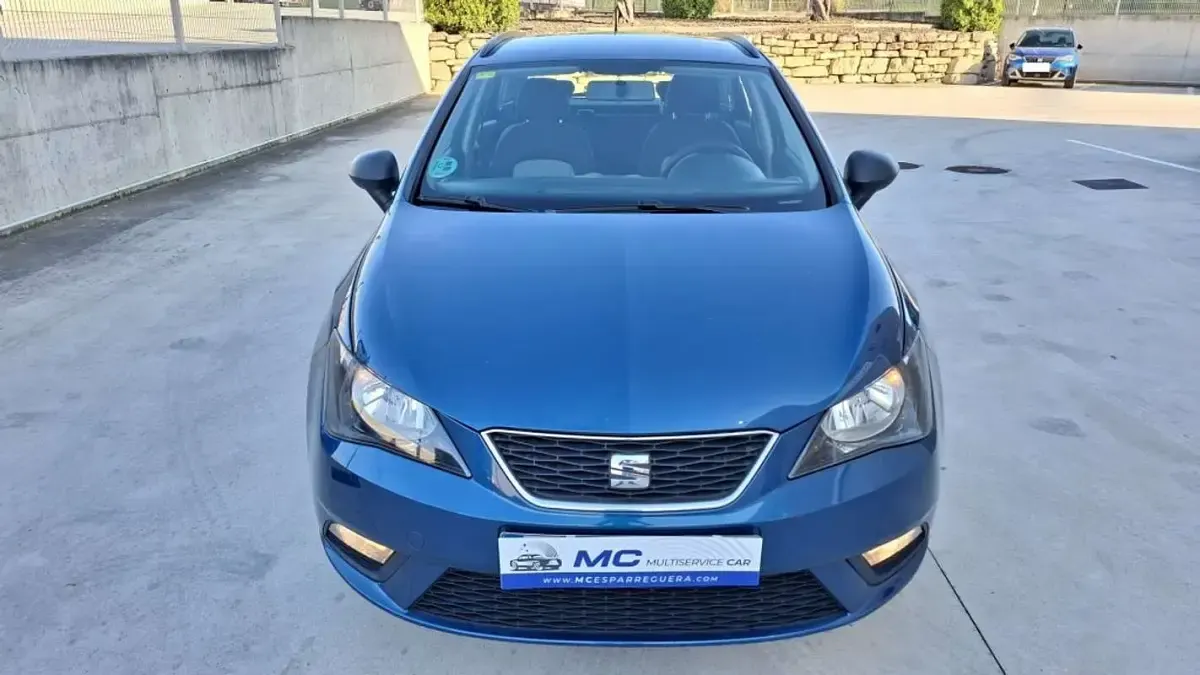 Usado Seat Ibiza ST Reference 86 CV (63 kW) 2014 Azul Familiar