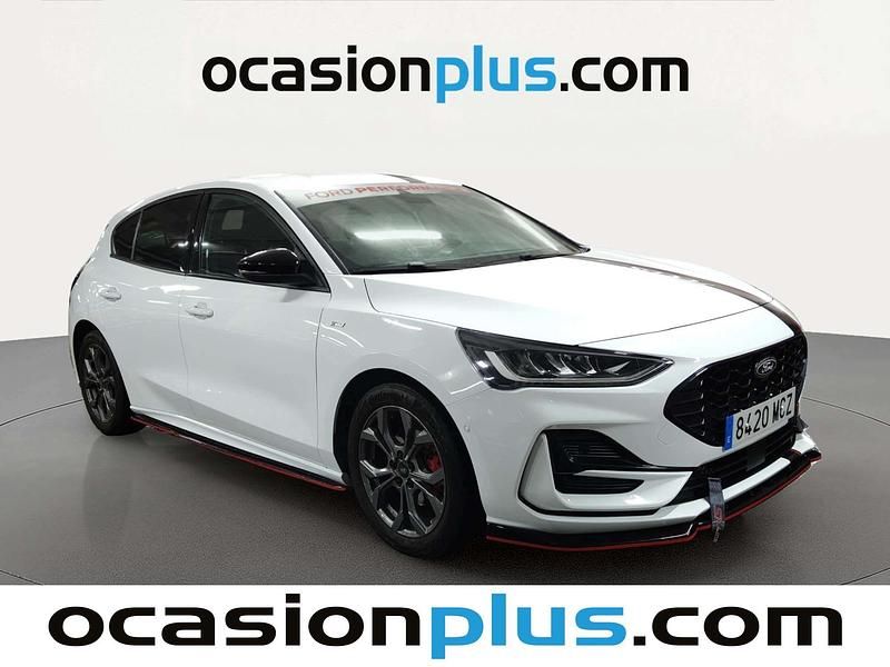 Usado Ford Focus ST-Line 125 CV (91 kW) 2022 Blanco Utilitario