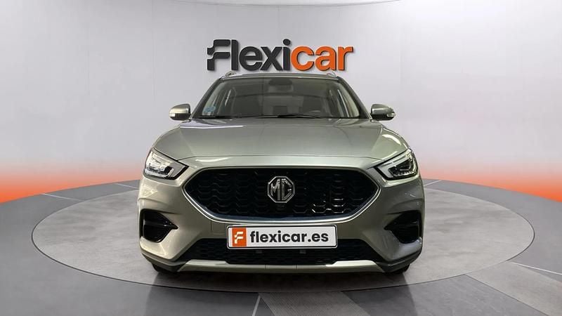 Usado MG ZS Comfort 111 CV (81 kW) 2022 Gris SUV
