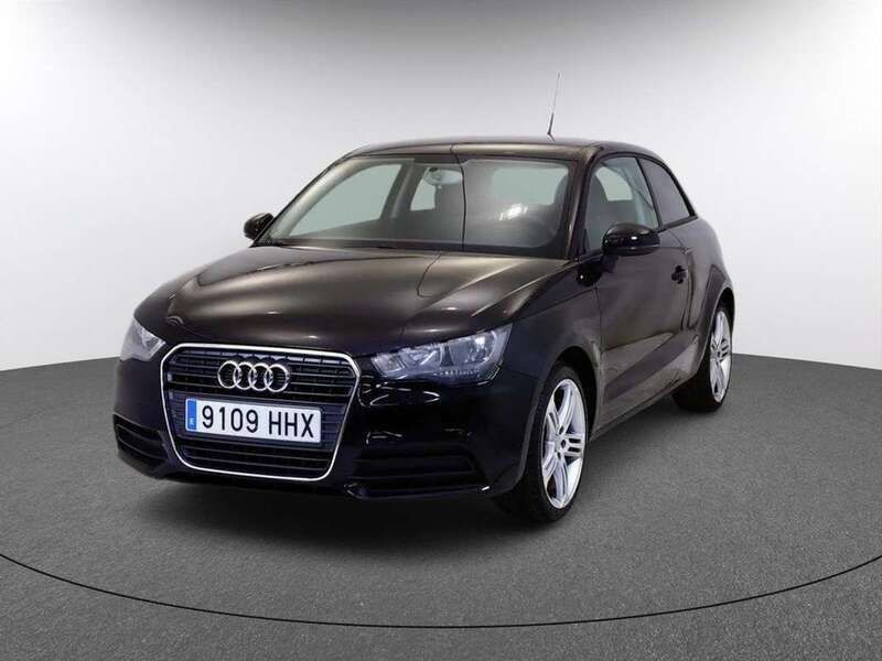 Negro Usado 2012 Audi A1 Attraction Utilitario | 8330 € (Precio justo) - Imagen 1/4