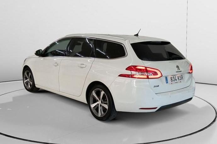 Usado Peugeot 308 Allure 131 CV (96 kW) 2018