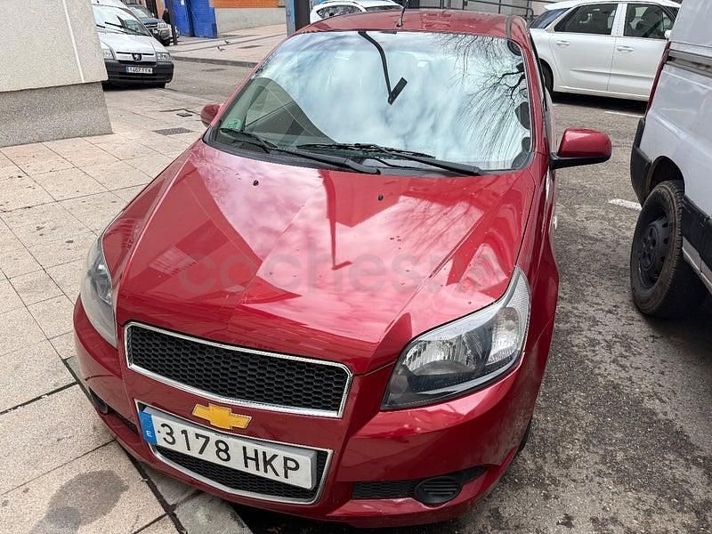 Usado Chevrolet Aveo LS 84 CV (61 kW) 2012 Granate Berlina