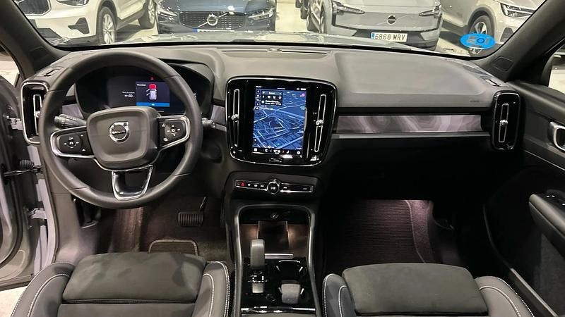 Usado Volvo EX40 Plus 175 kW (238 CV) 2024 SUV