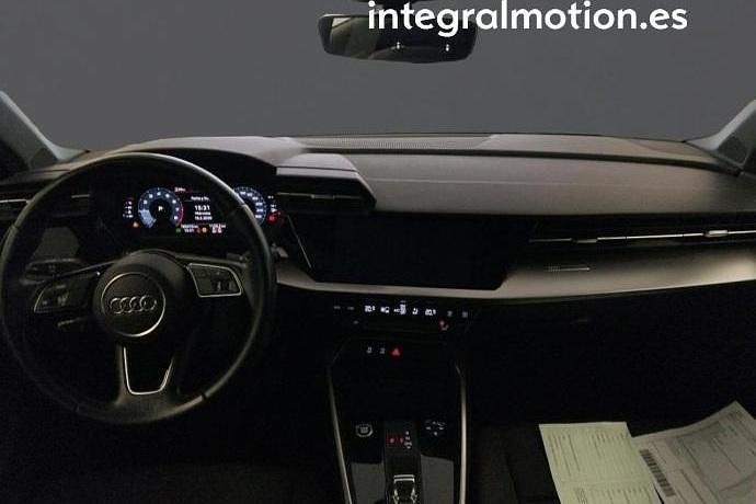 Usado Audi A3 Sportback e-tron Premium 110 CV (80 kW) 2021 Utilitario