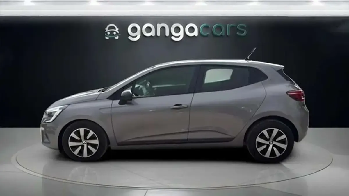 Usado Renault Clio Equilibre 91 CV (66 kW) 2024 Plateado Utilitario