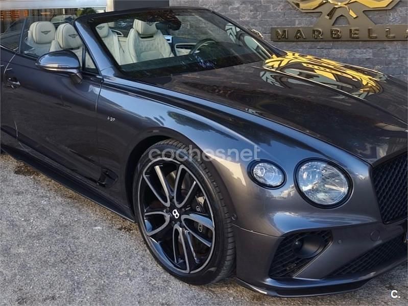 Gris / plata Usado 2023 Bentley Continental GT Convertible Descapotable | 259.000 € - Imagen 1/4
