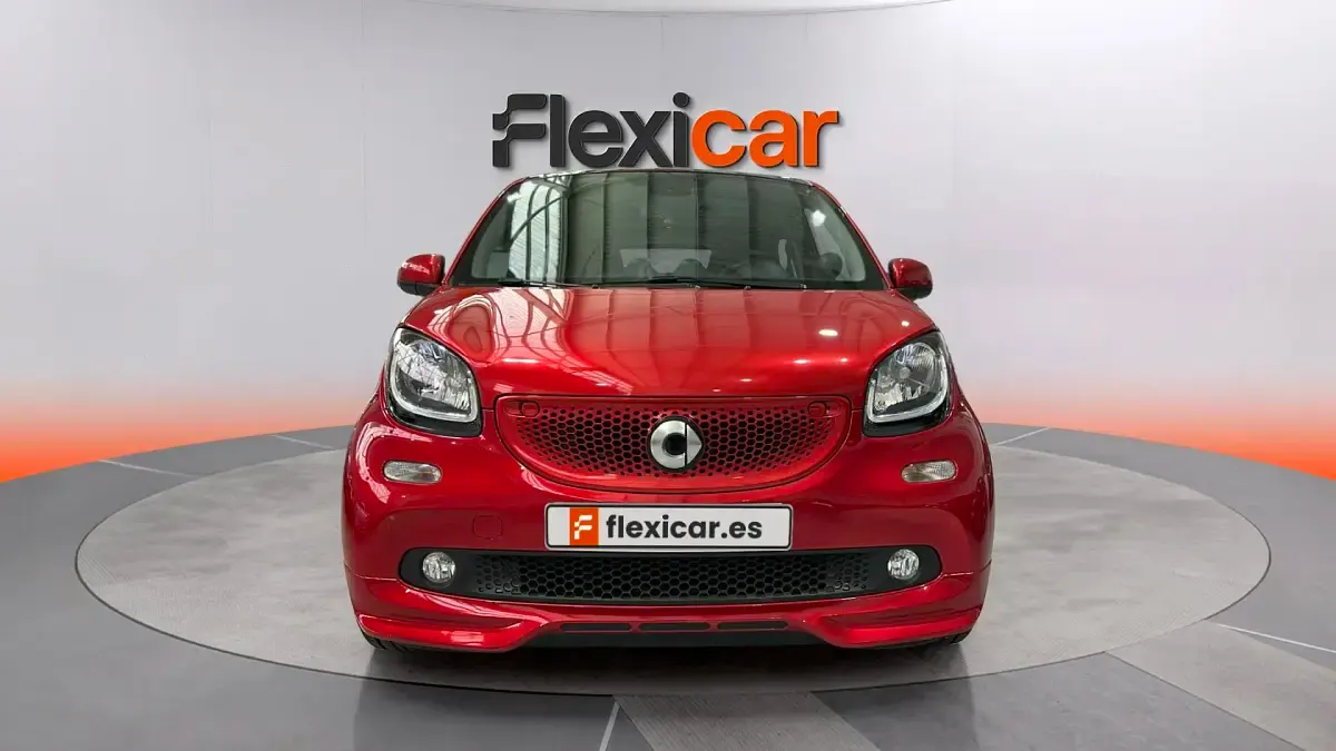Usado Smart ForFour 90 CV (66 kW) 2018 Rojo Utilitario