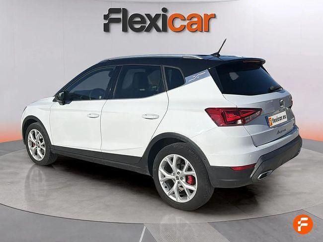 Usado Seat Arona FR 150 CV (110 kW) 2023 Blanco SUV
